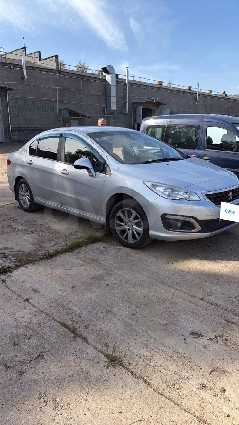 Peugeot 408 фото 2