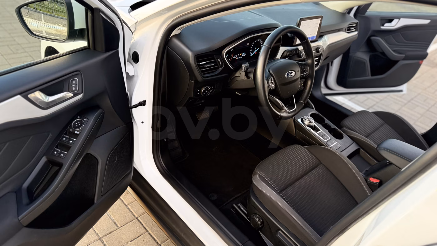 Ford Focus фото 11