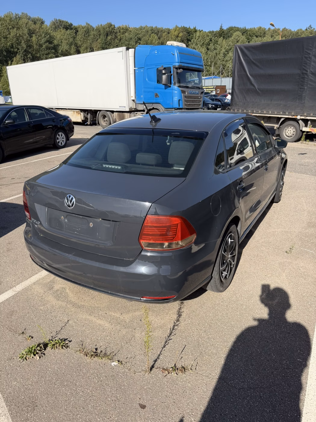 Volkswagen Polo Sedan фото 4