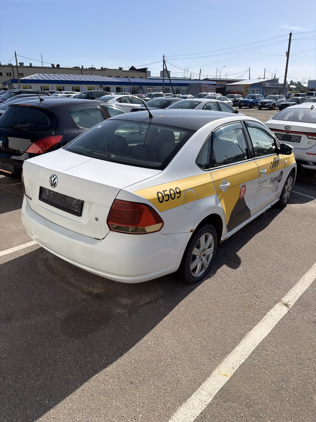 Volkswagen Polo Sedan фото 4