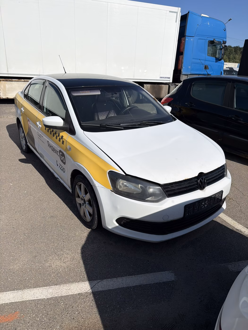 Volkswagen Polo Sedan