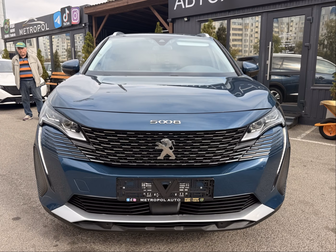 Peugeot 5008 фото 3