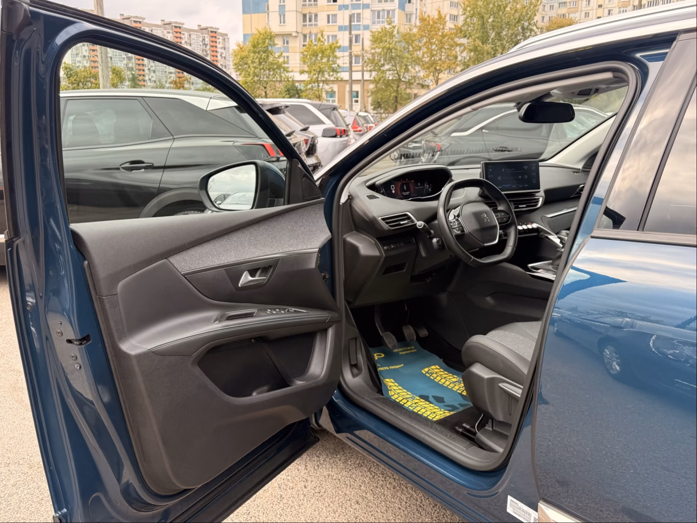 Peugeot 5008 фото 14