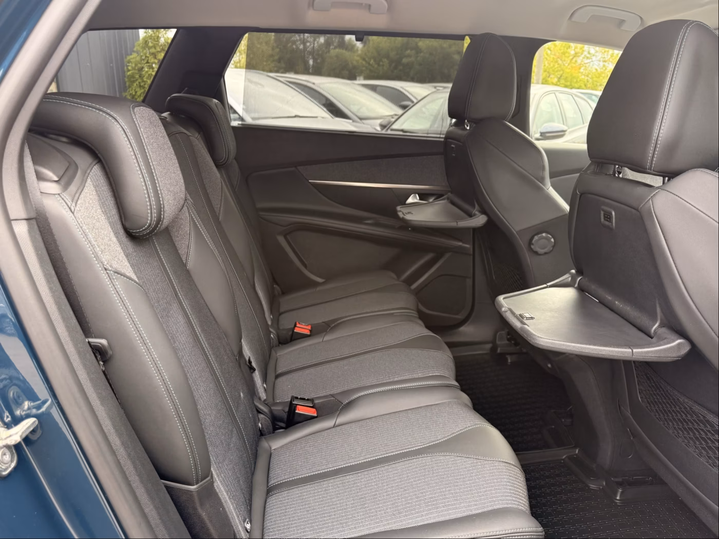 Peugeot 5008 фото 22