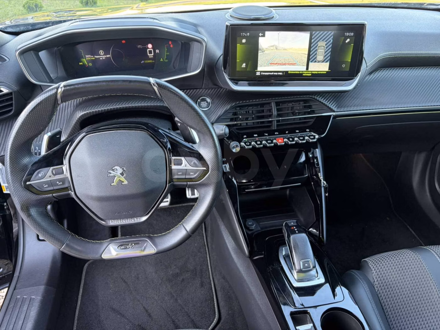 Peugeot 2008 фото 18