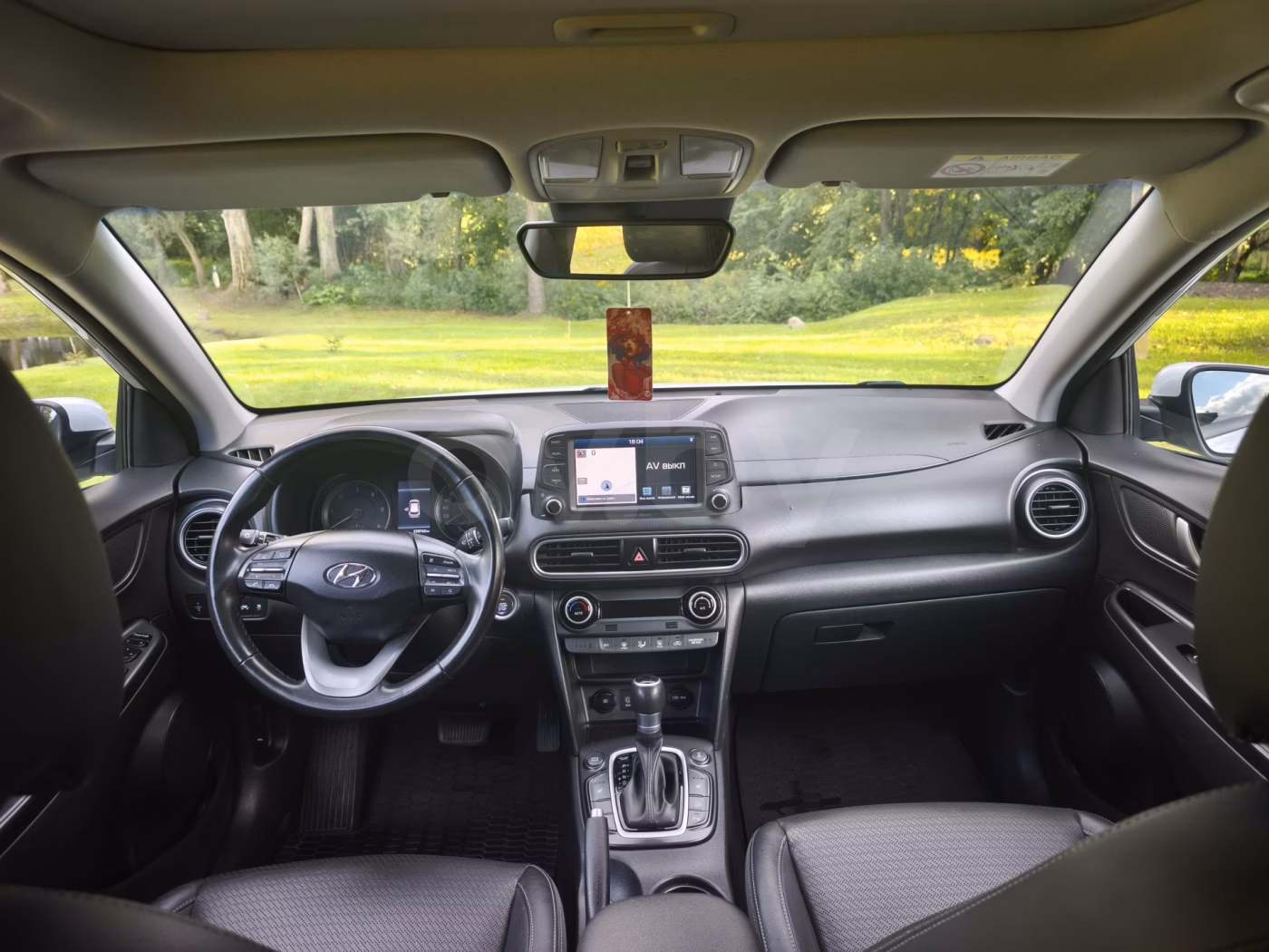 Hyundai Kona фото 8