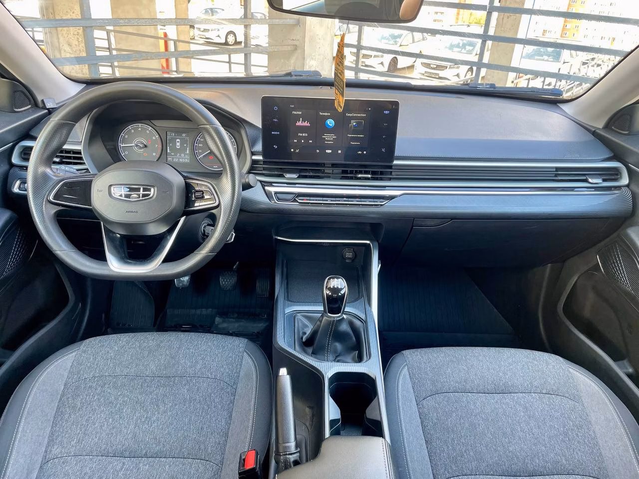 Geely Emgrand фото 9