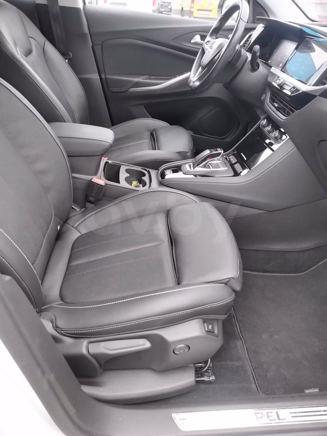 Opel Grandland X фото 16