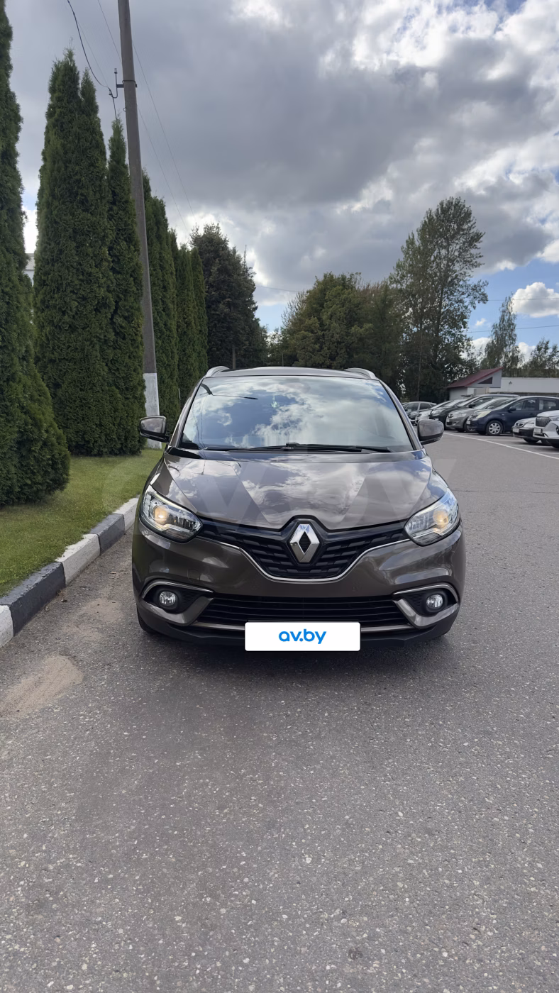 Renault Grand Scenic фото 7