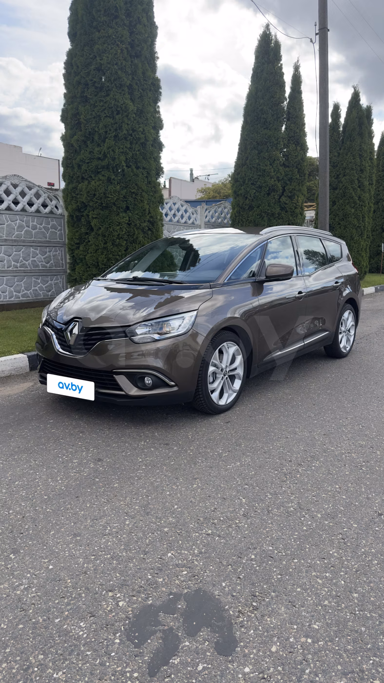 Renault Grand Scenic фото 6