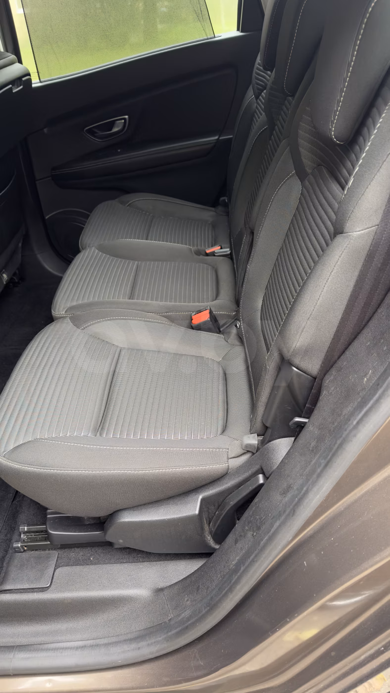 Renault Grand Scenic фото 16
