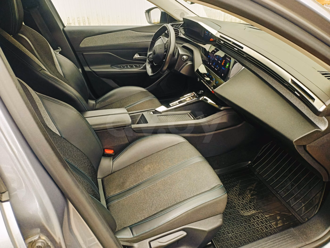 Peugeot 308 фото 14