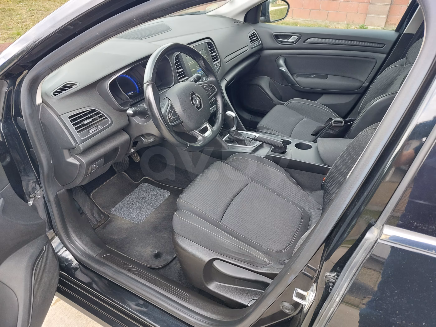 Renault Megane фото 12