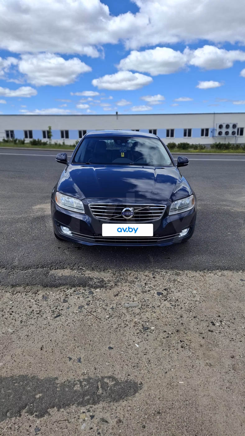 Volvo V70 фото 6