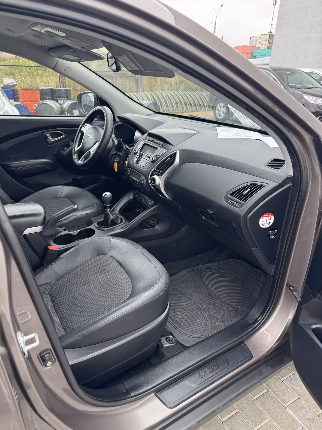 Hyundai ix35 фото 8