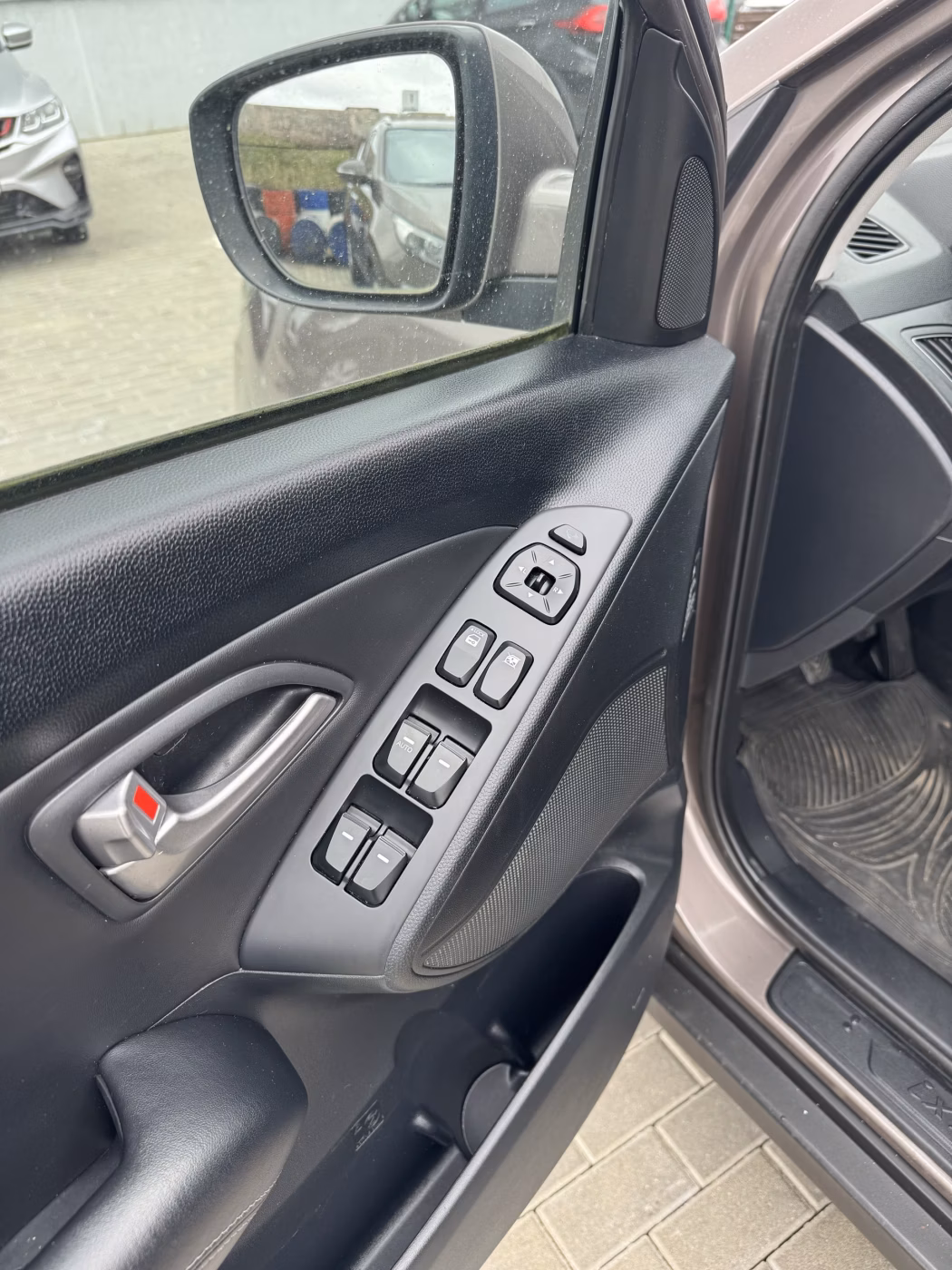 Hyundai ix35 фото 14
