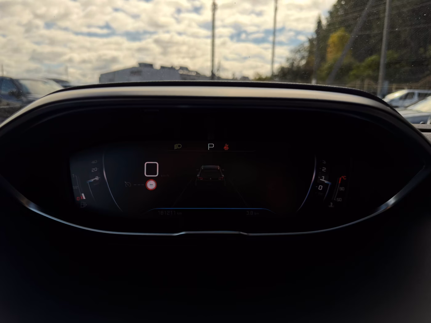 Peugeot 5008 фото 21