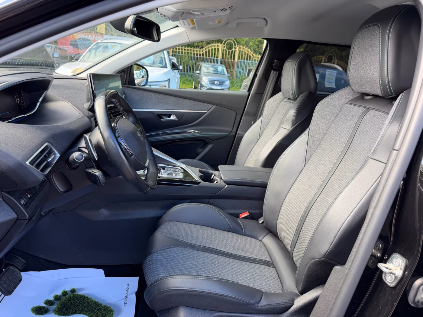 Peugeot 5008 фото 18