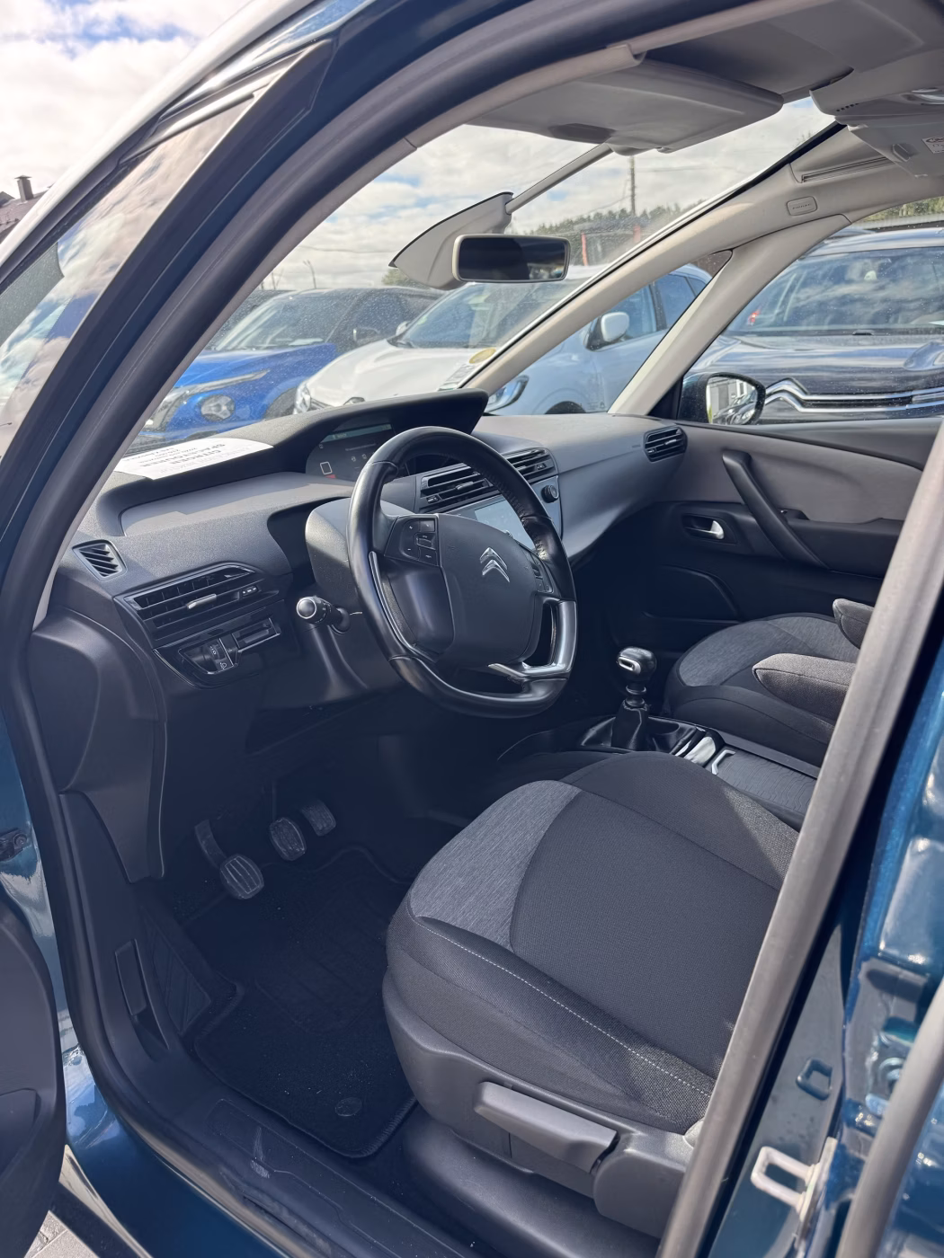 Citroen C4 Grand Spacetourer фото 12
