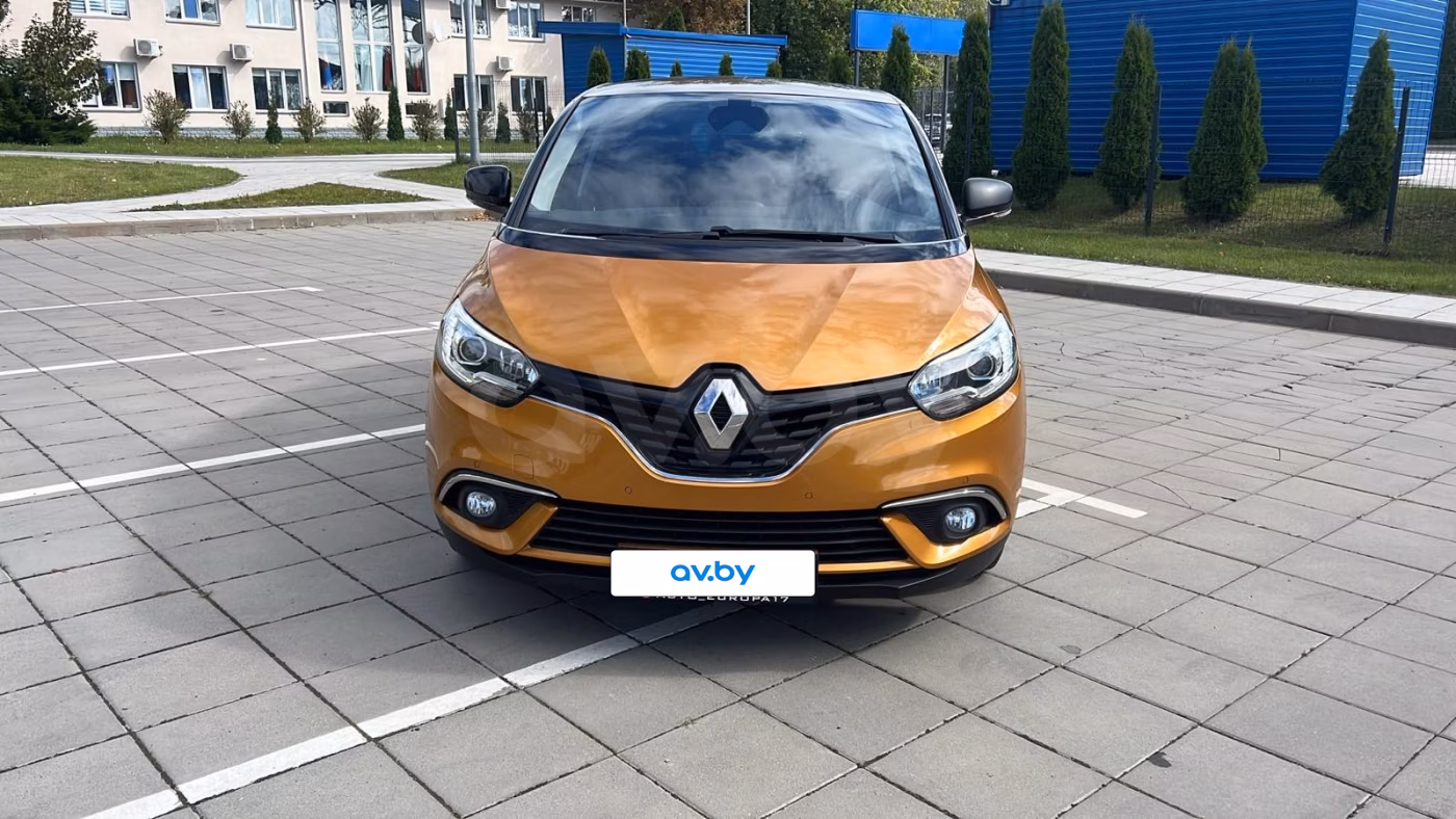 Renault Scenic фото 8