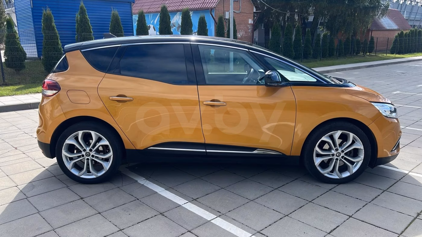 Renault Scenic фото 13