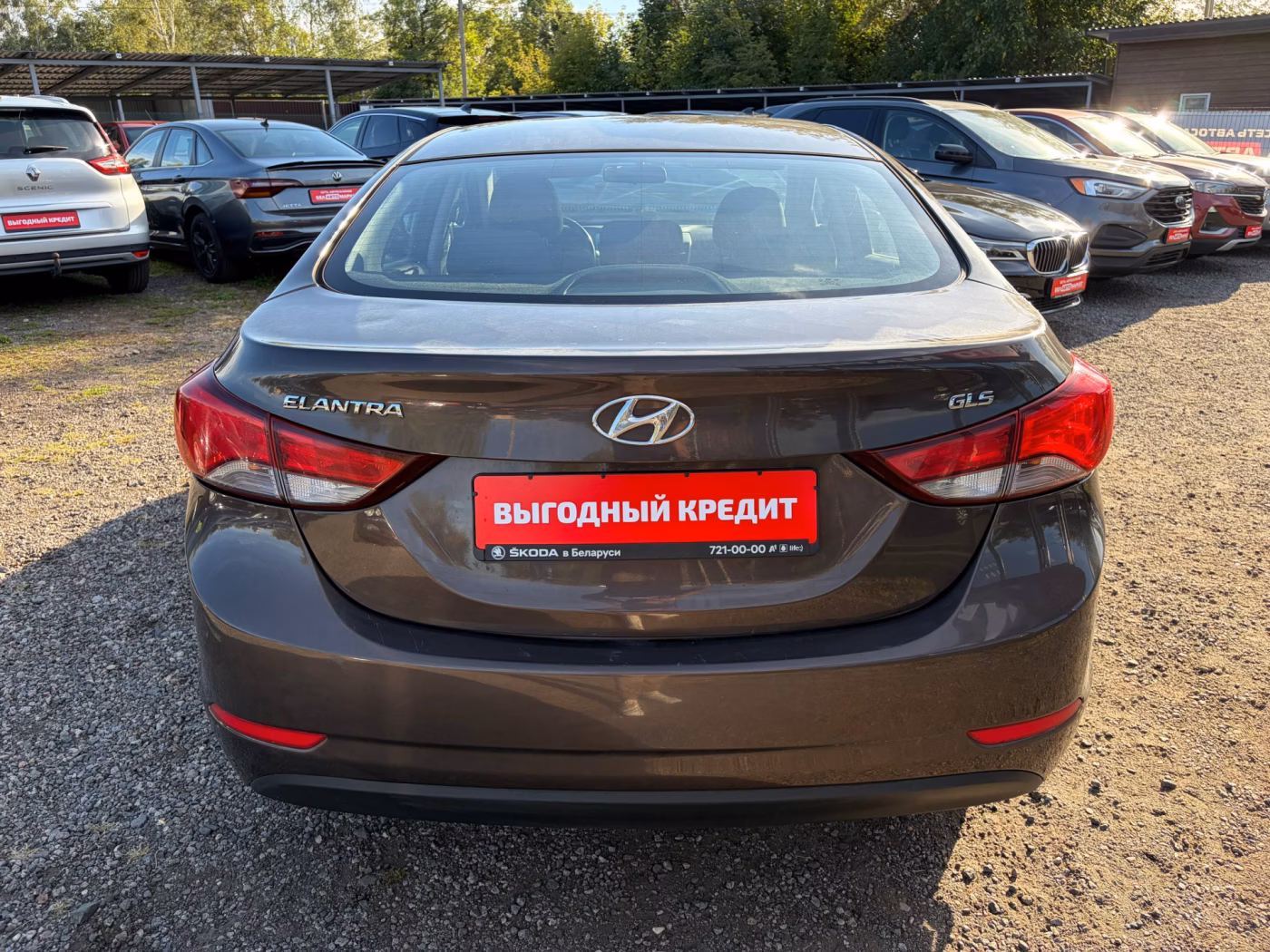 Hyundai Elantra фото 6