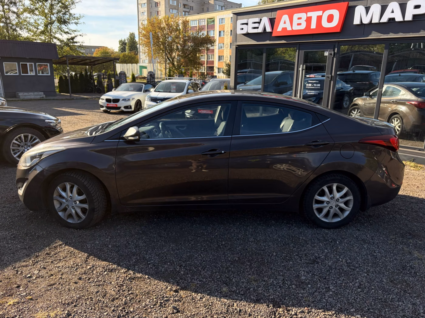 Hyundai Elantra фото 8
