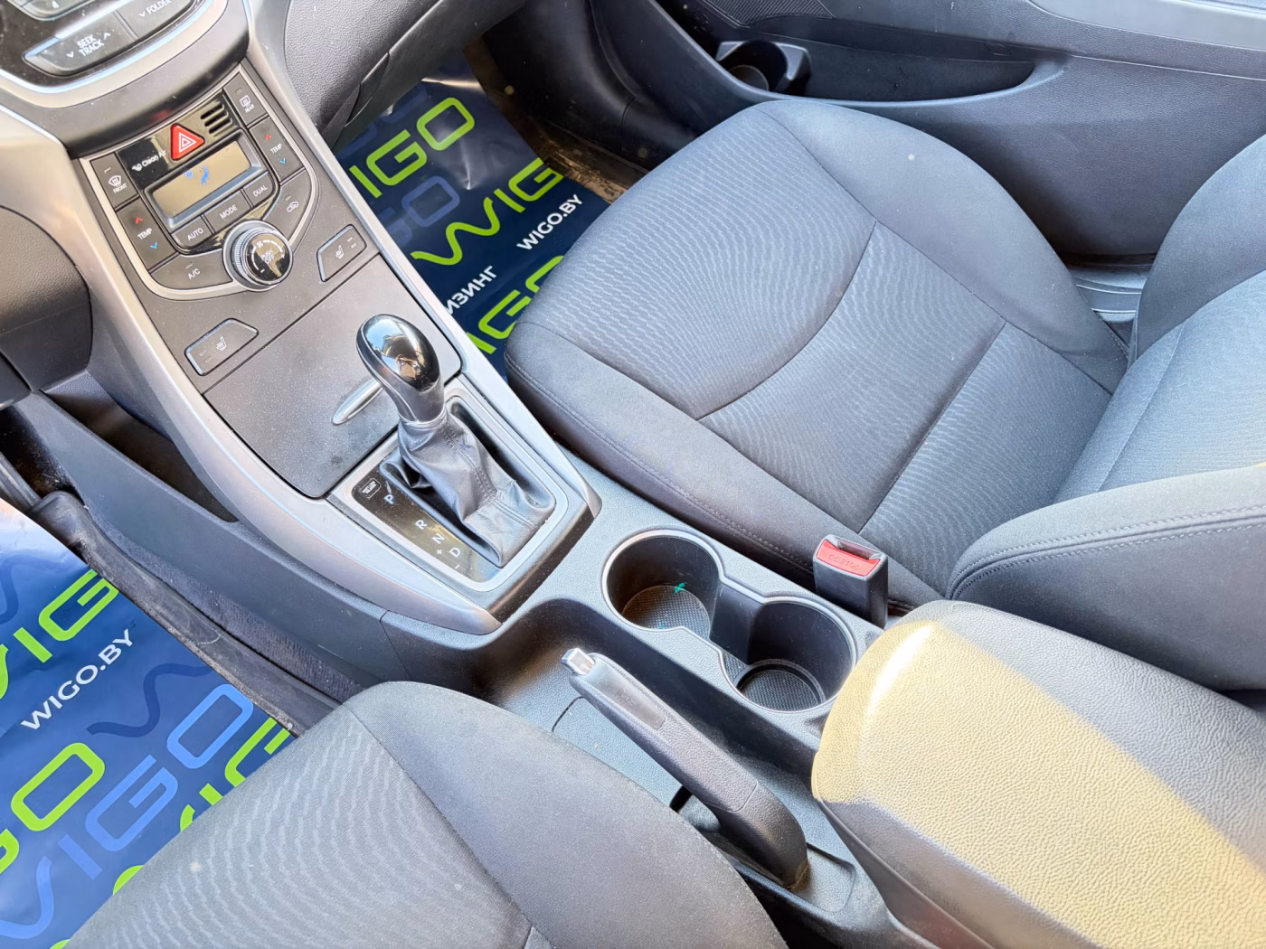 Hyundai Elantra фото 13