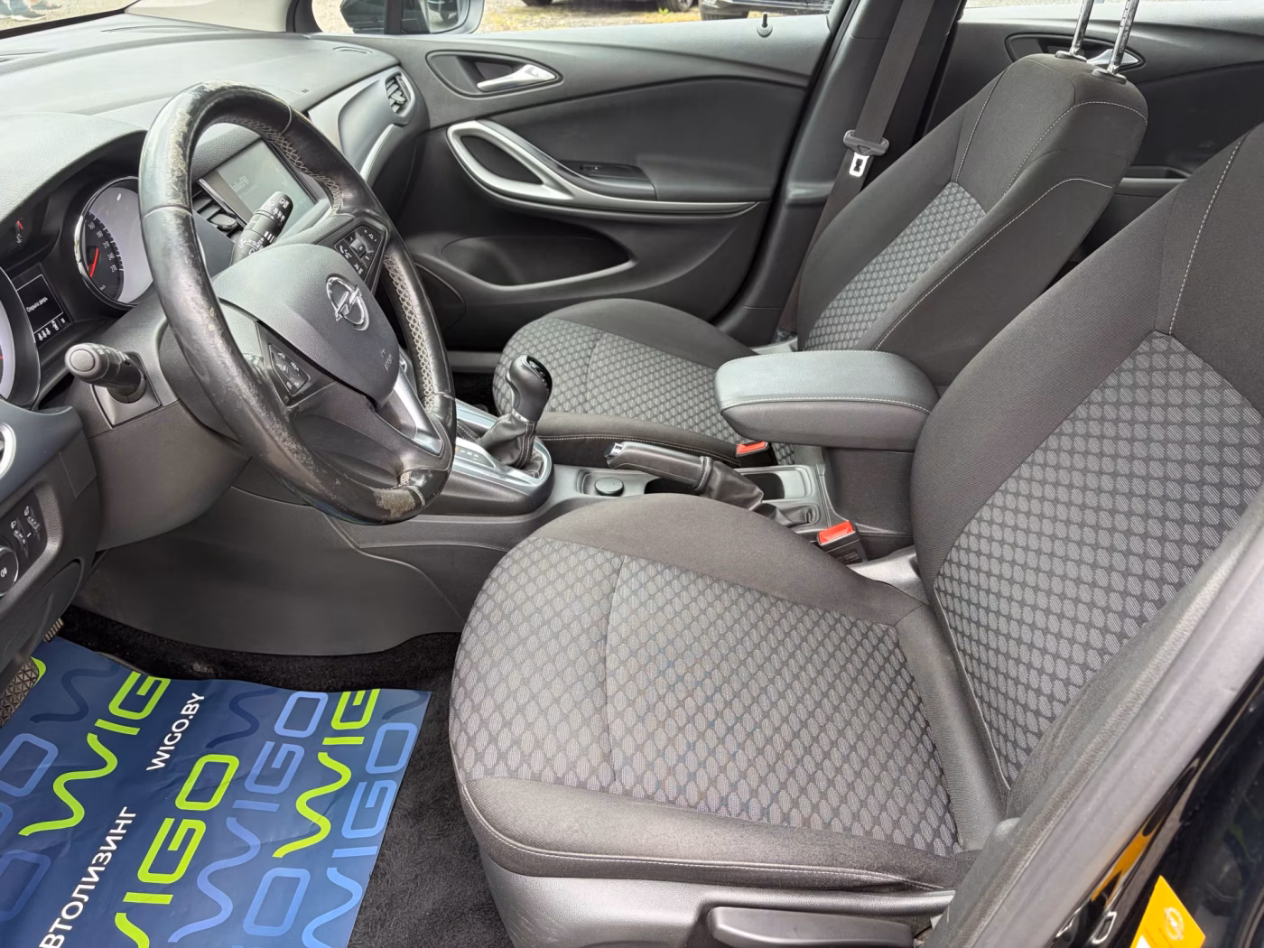 Opel Astra фото 9