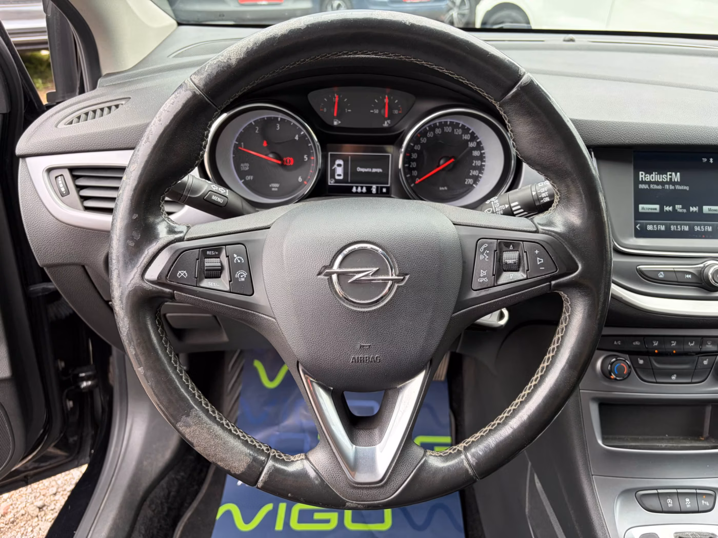 Opel Astra фото 10