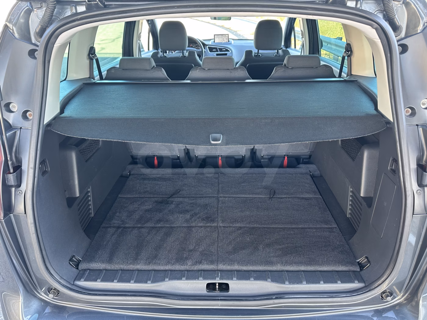 Peugeot 5008 фото 19