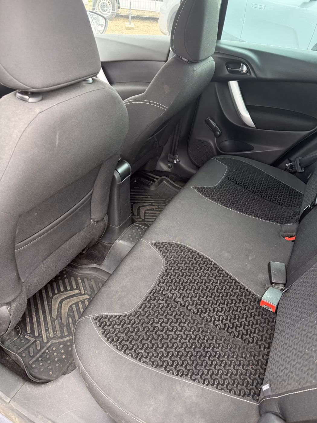 Citroen C3 фото 8