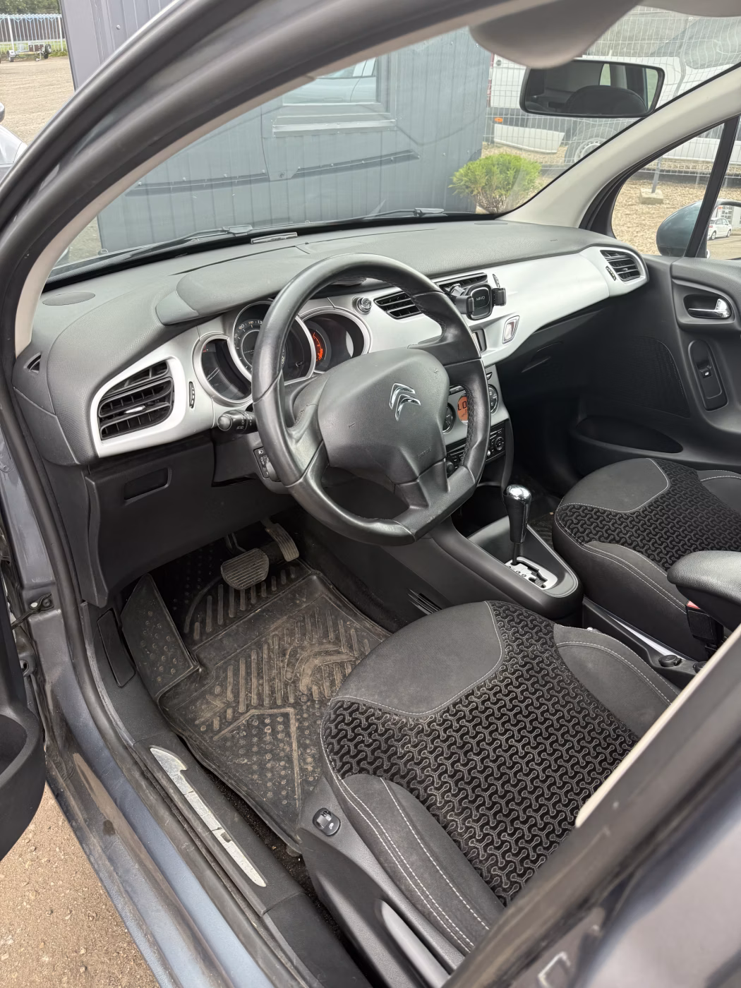 Citroen C3 фото 7