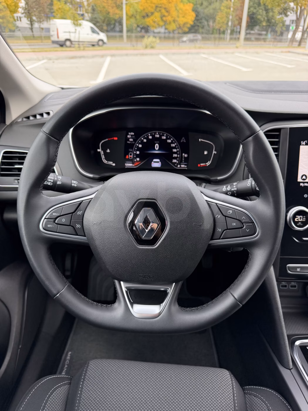 Renault Megane фото 18