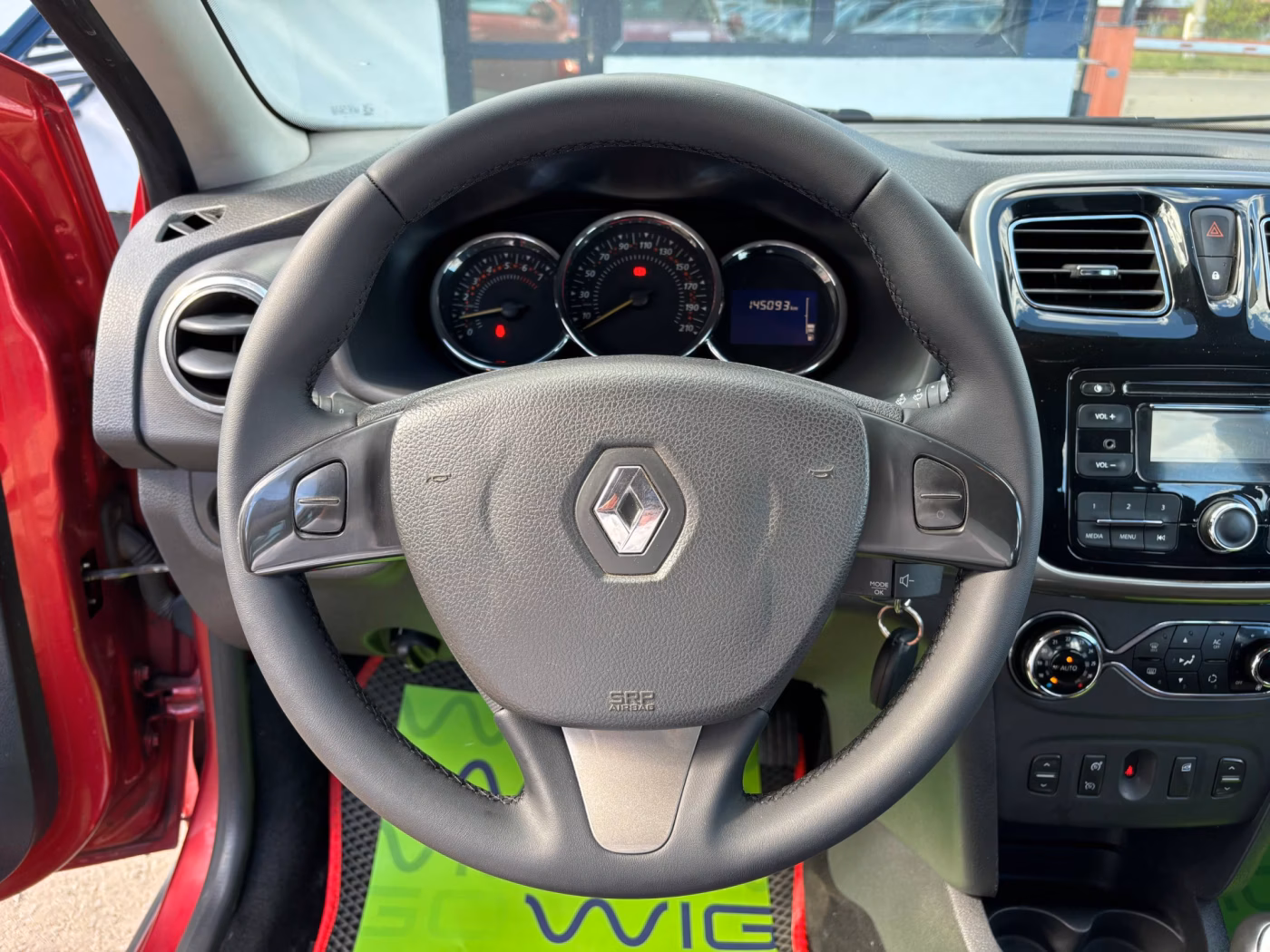 Renault Sandero Stepway фото 10