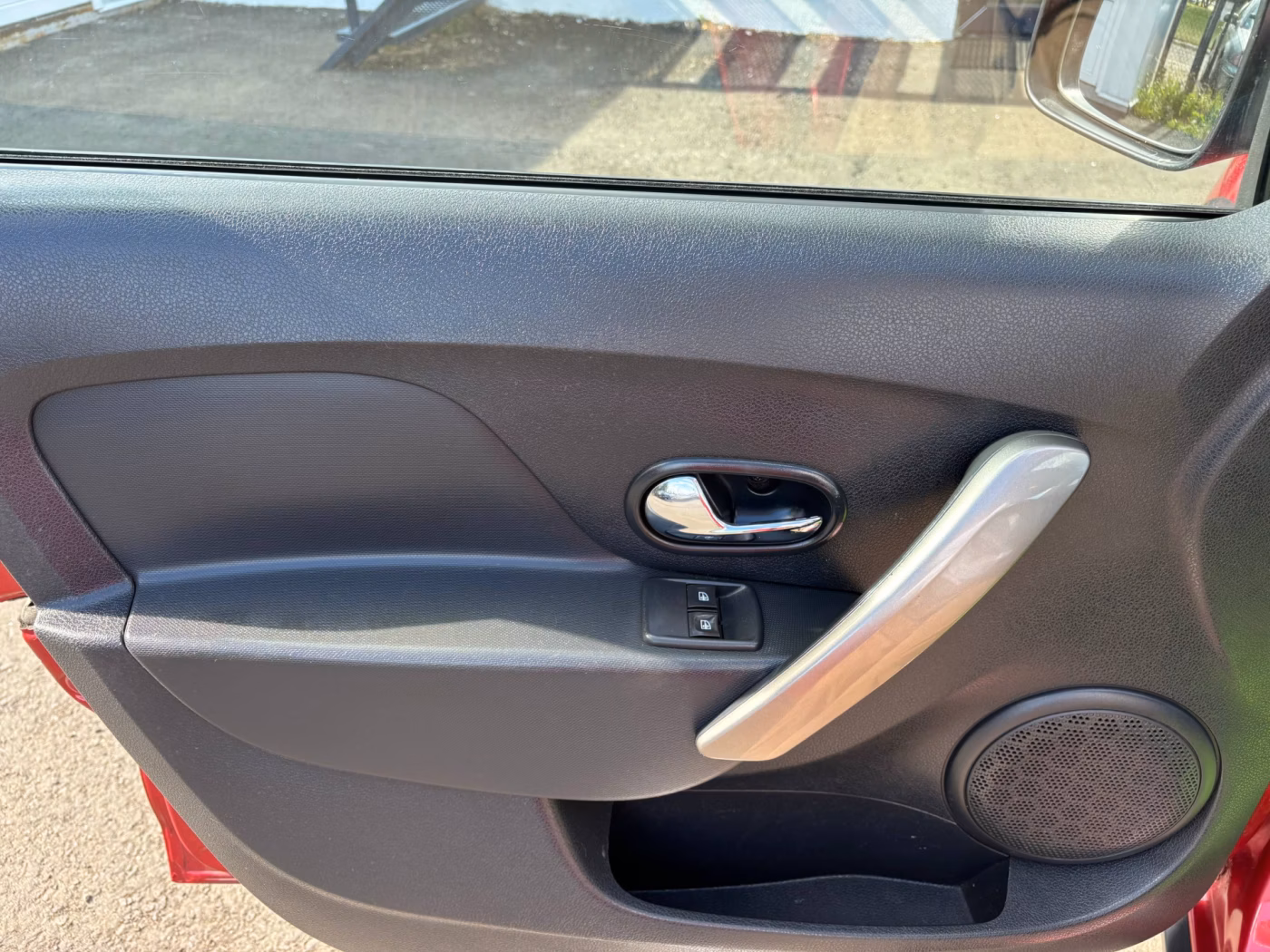 Renault Sandero Stepway фото 15