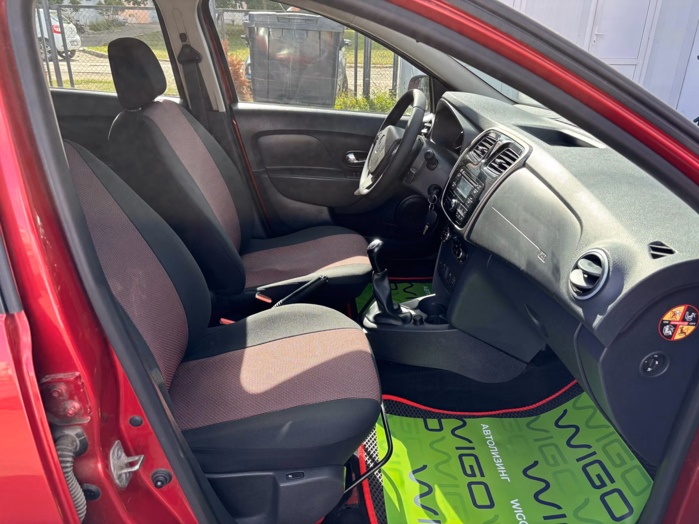 Renault Sandero Stepway фото 19