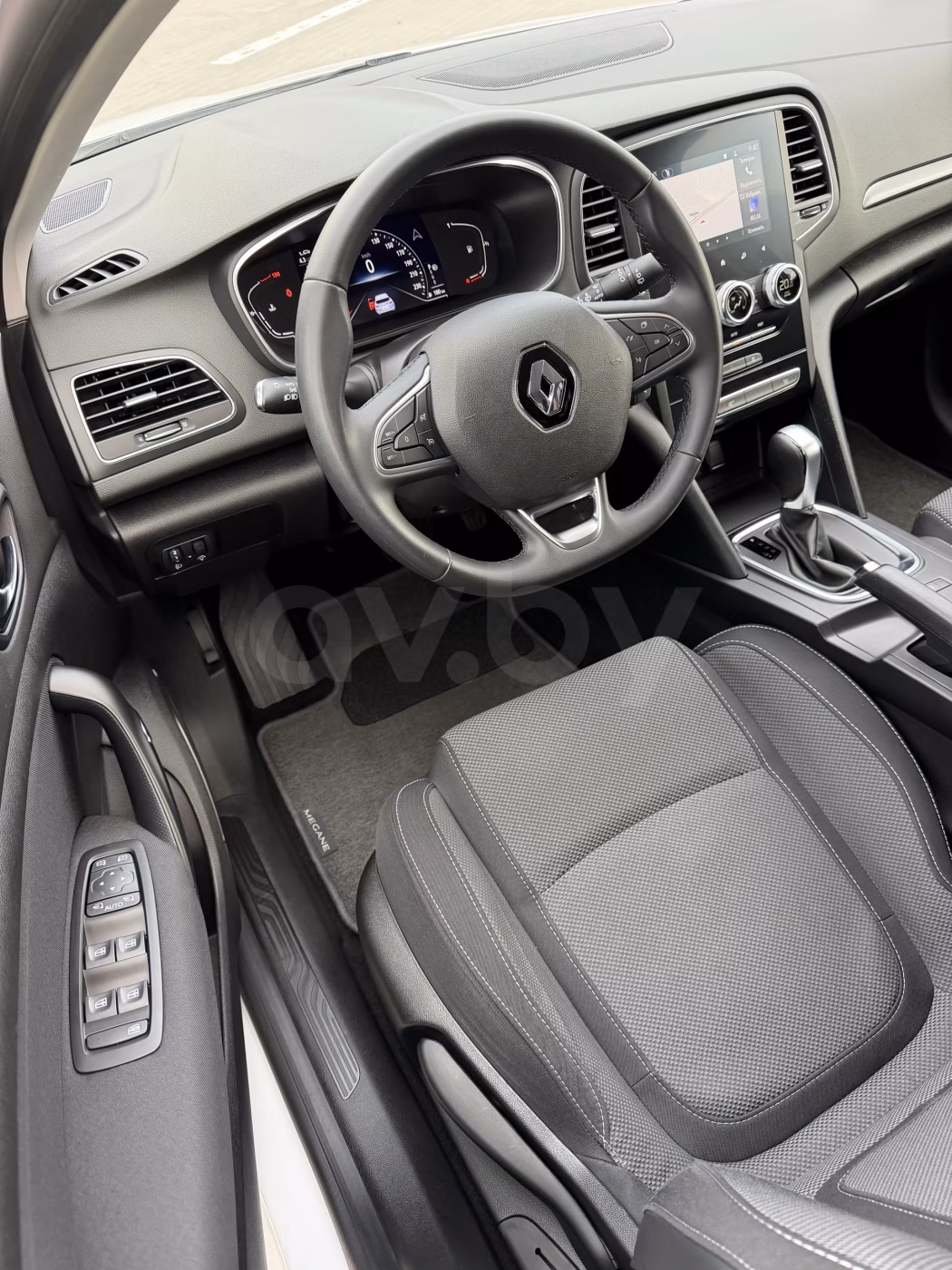 Renault Megane фото 15