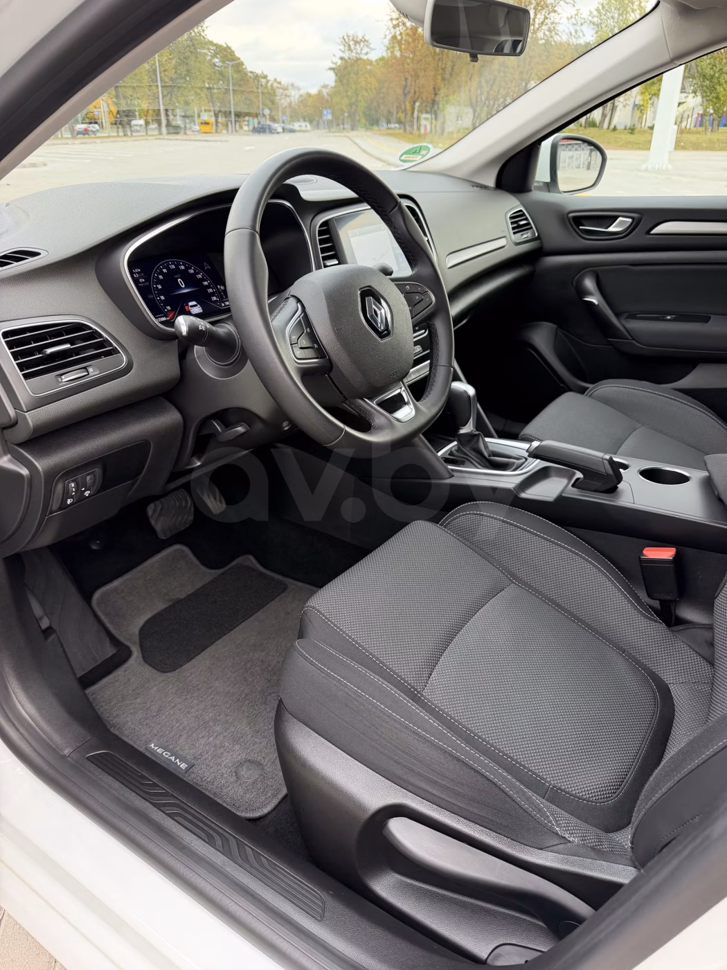Renault Megane фото 16