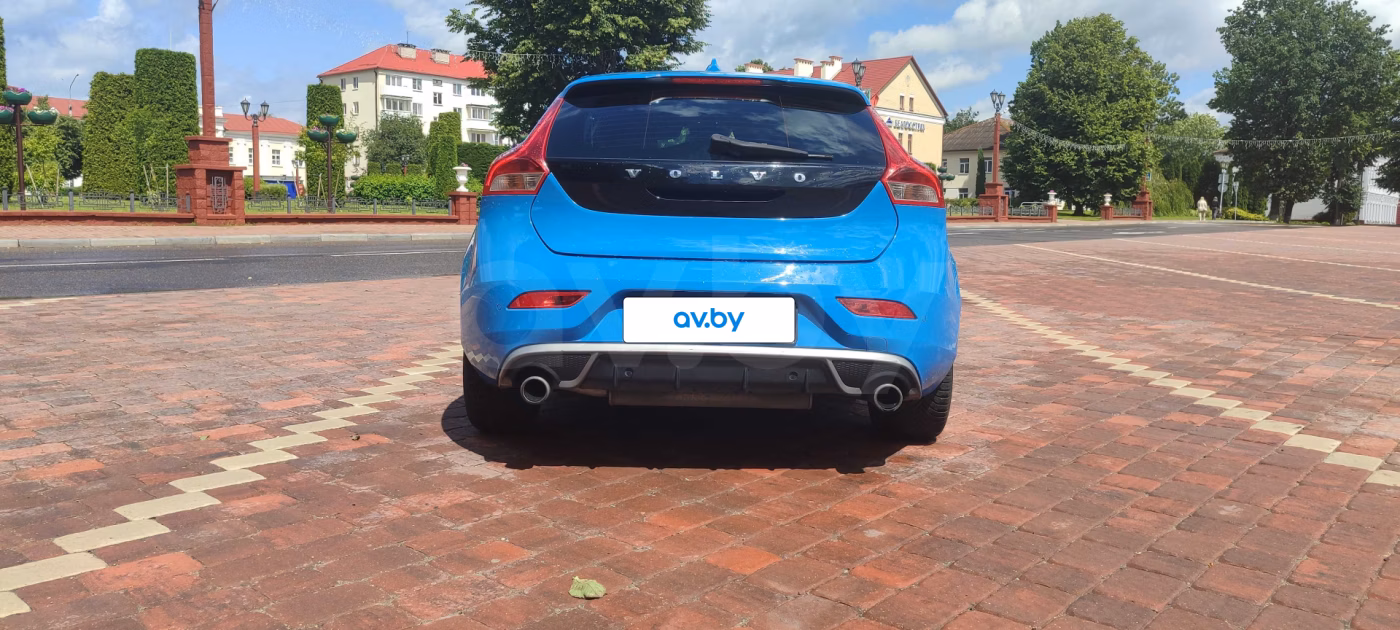 Volvo V40 фото 4
