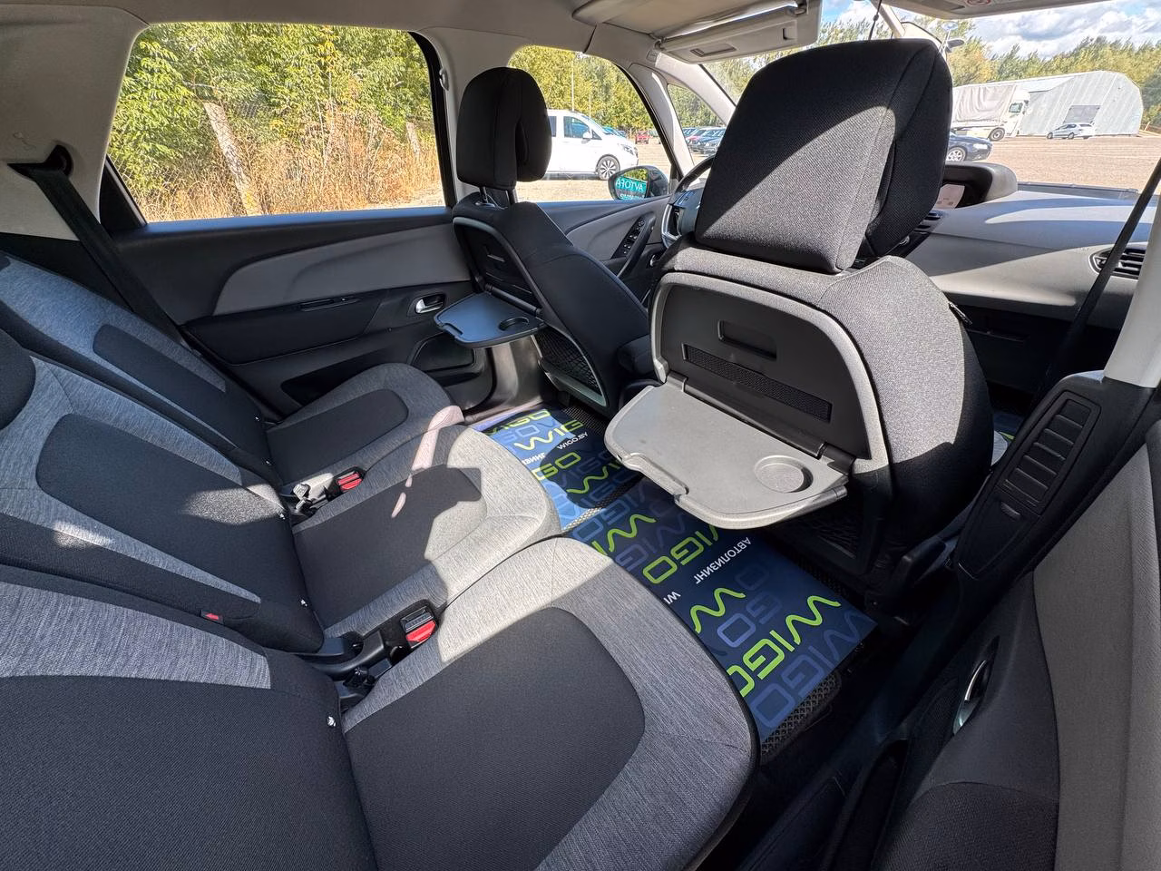 Citroen C4 Spacetourer фото 13