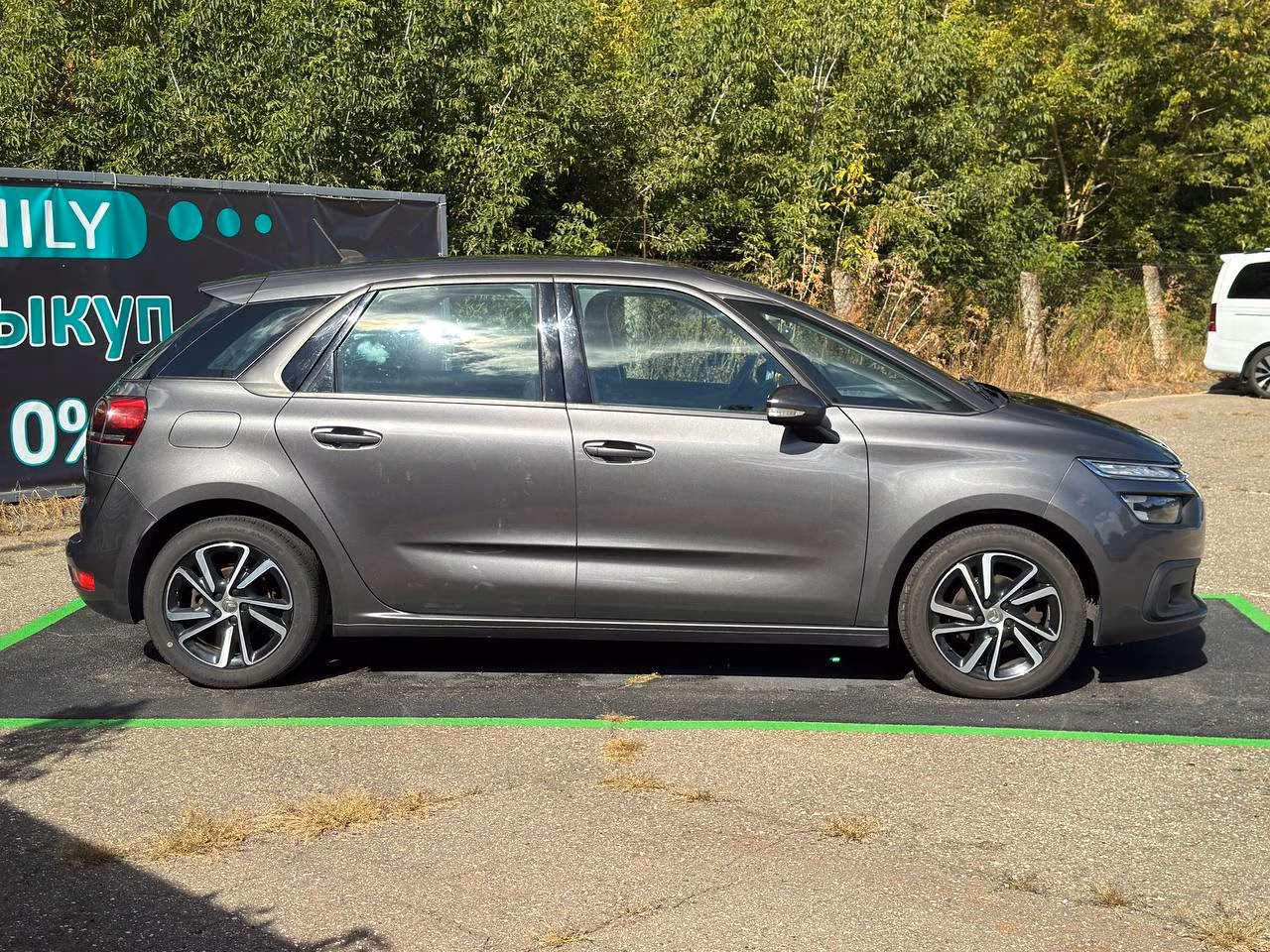 Citroen C4 Spacetourer фото 9