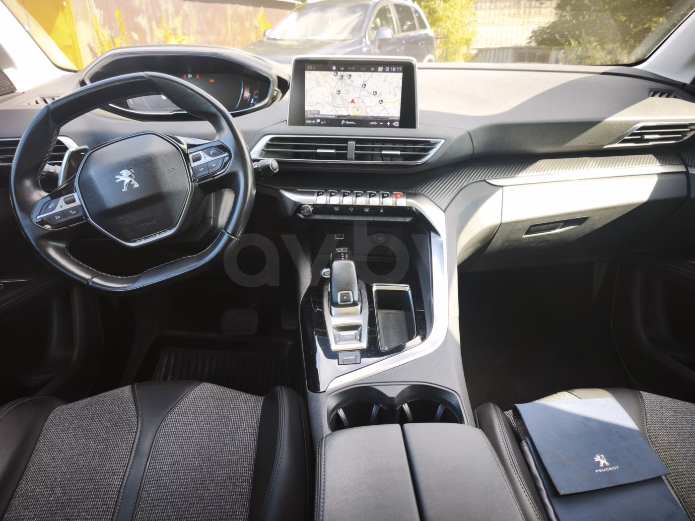 Peugeot 5008 фото 10