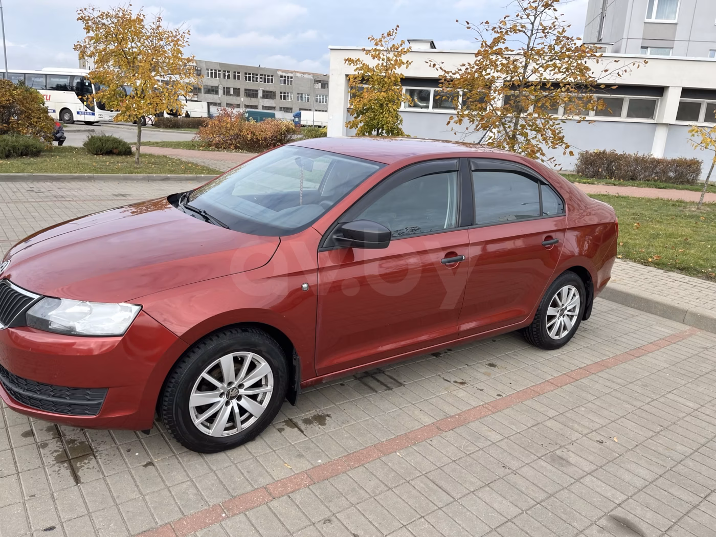 Skoda Rapid фото 2