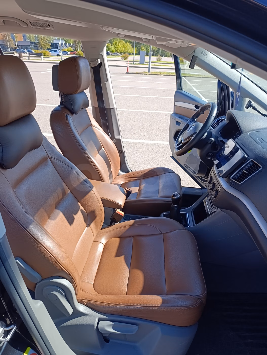 Volkswagen Sharan фото 16