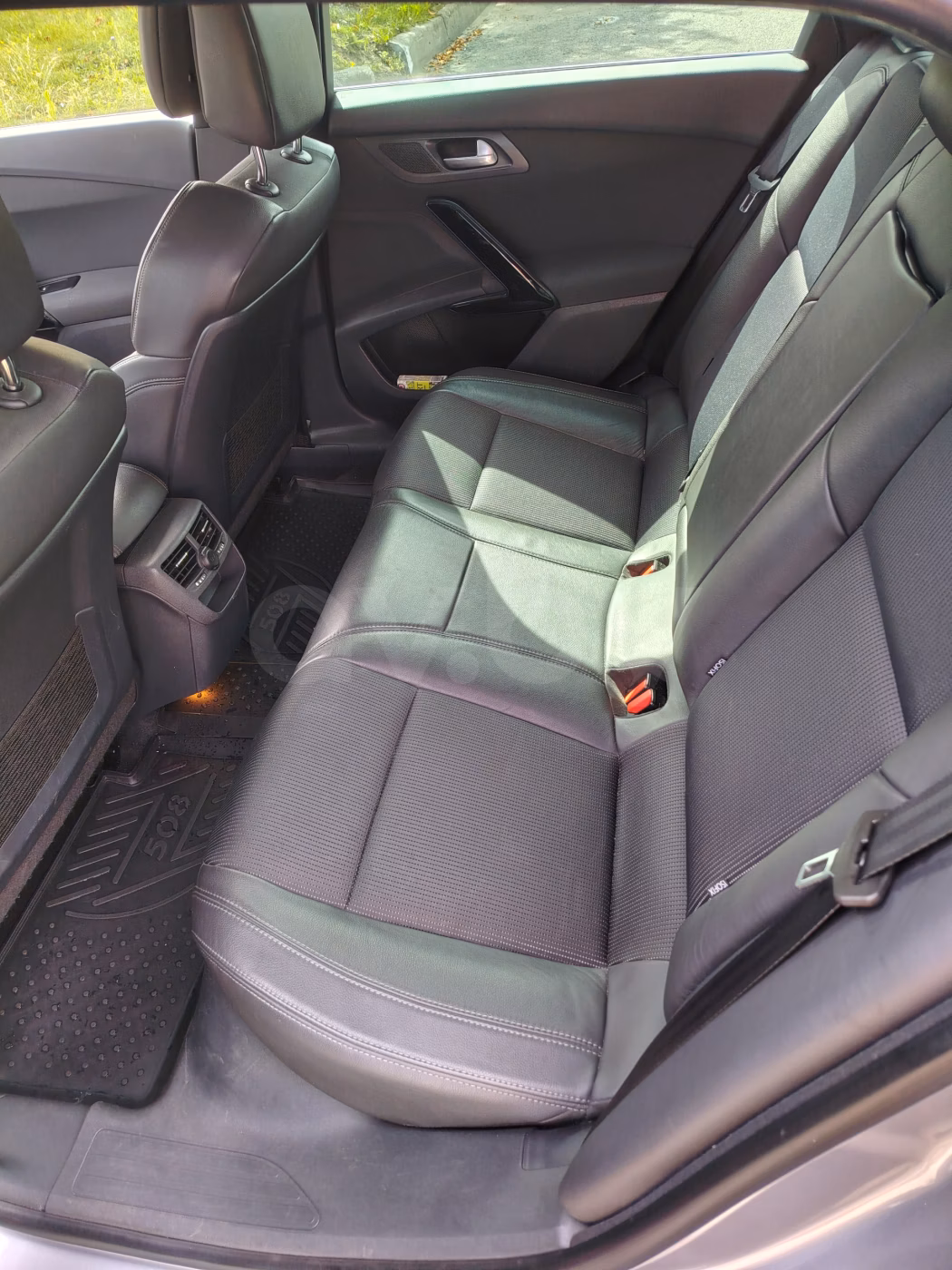 Peugeot 508 фото 7