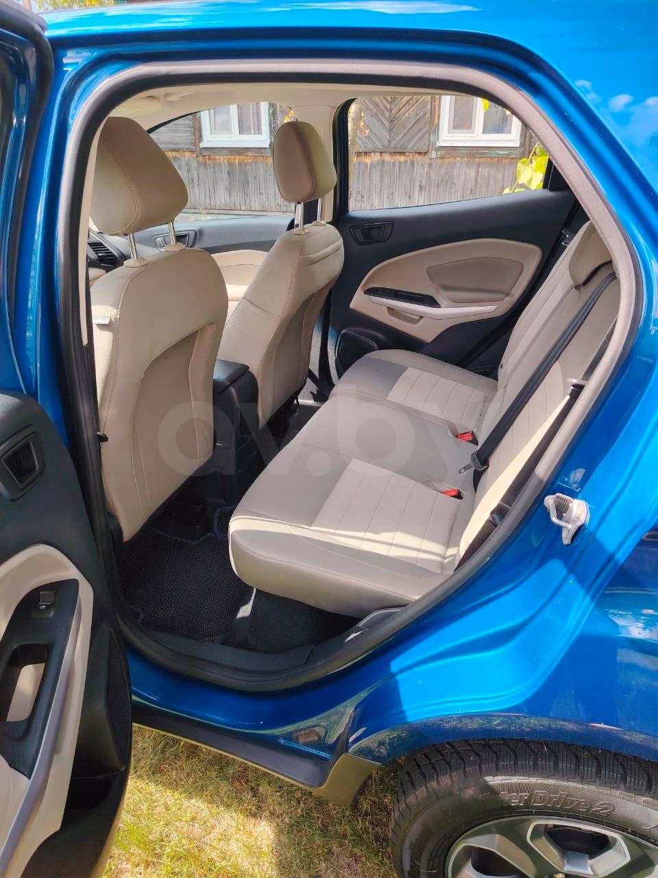 Ford EcoSport фото 10