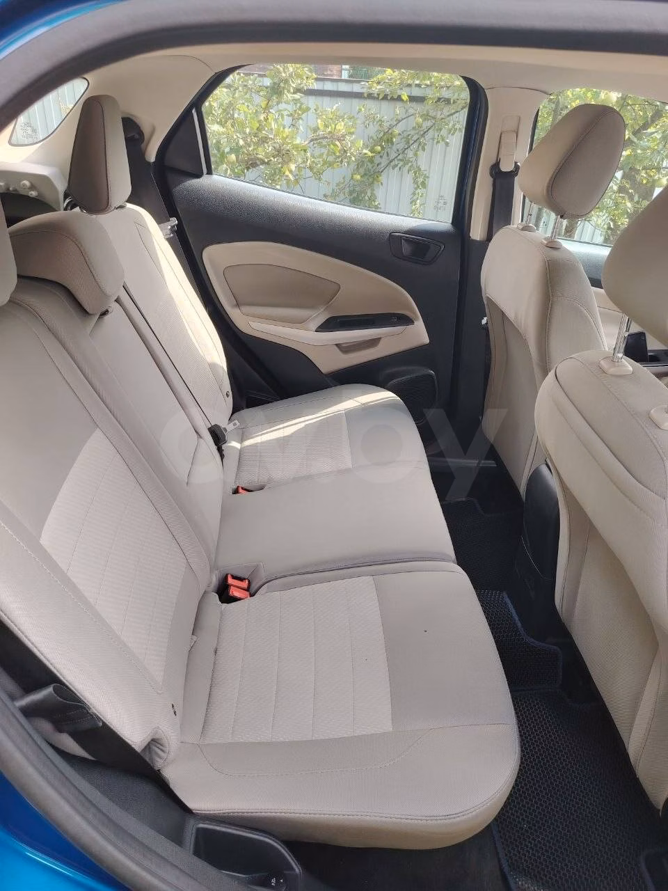 Ford EcoSport фото 12