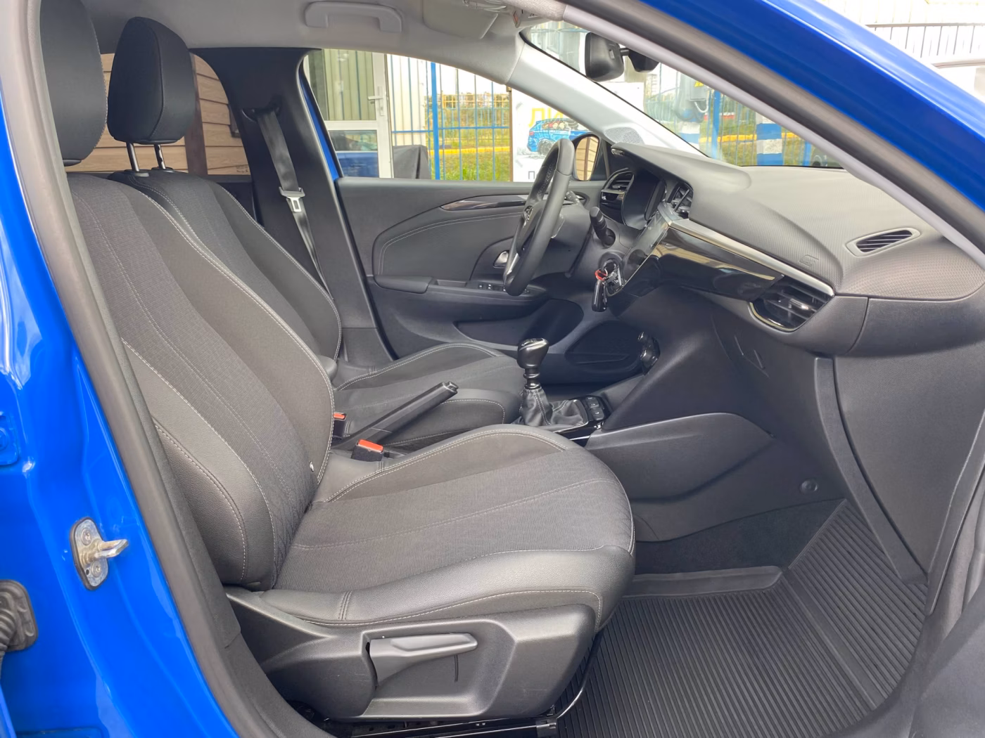 Opel Corsa фото 15
