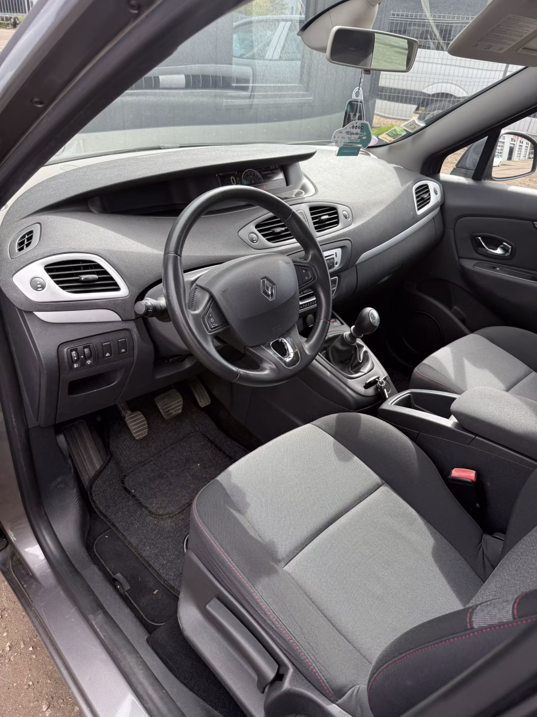 Renault Megane фото 7